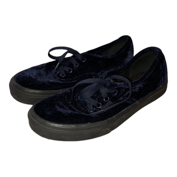VANS Off The Wall Womens Navy Velvet Low Top Lace Sneakers Sz 7.5 - Picture 1 of 11